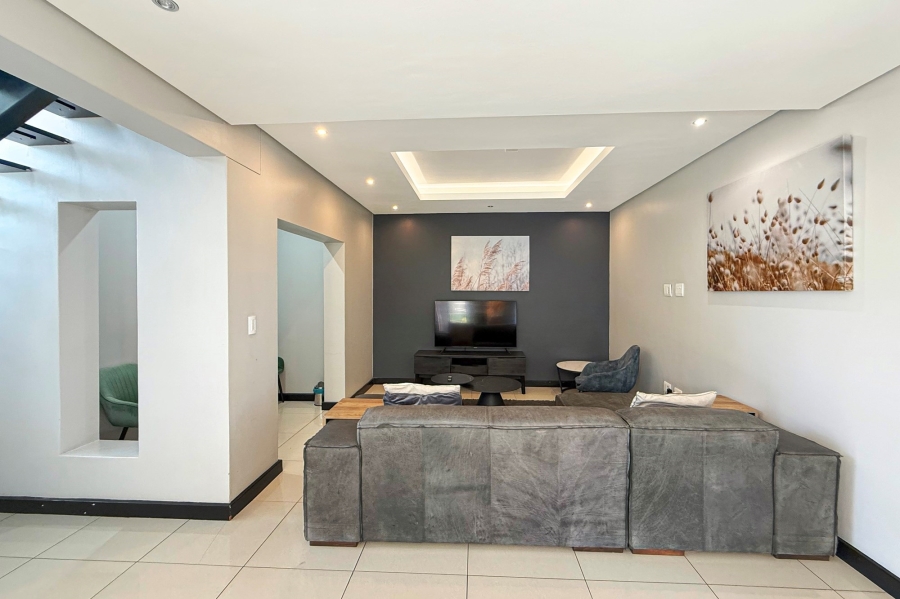 4 Bedroom Property for Sale in Baronetcy Estate Western Cape